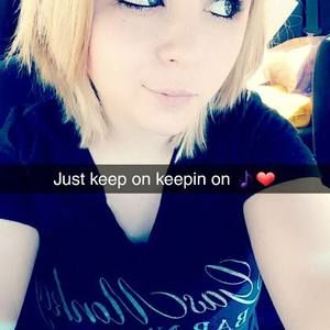 Meet your Posher, Katelyn